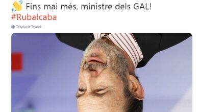 Arran, con un retrato de Rubalcaba boca abajo: 