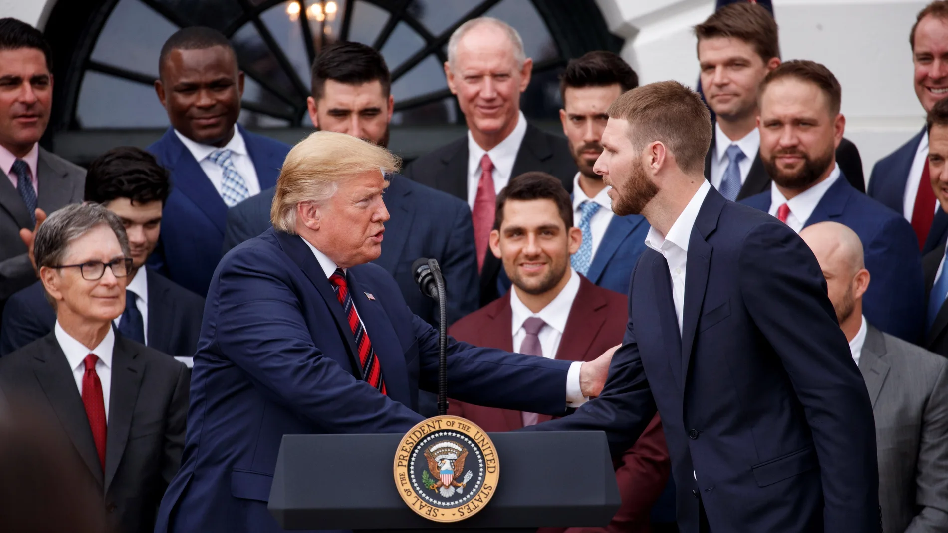 Donald Trump recibe a la plantilla de los Boston Red Sox Donald Trump recibe a la plantilla de los Boston Red Sox
