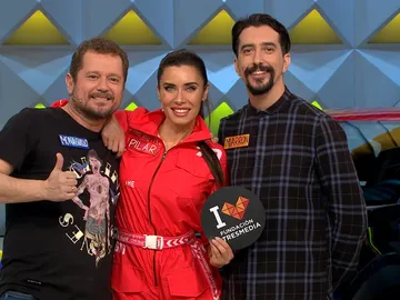 El Monaguillo, Pilar Rubio y Marron celebran en 'La Ruleta de la Suerte' el Día del Niño Hospitalizado El Monaguillo, Pilar Rubio y Marron celebran en 'La Ruleta de la Suerte' el Día del Niño Hospitalizado