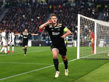 De Ligt celebra un gol De Ligt celebra un gol