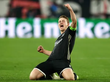 De Ligt celebra un gol De Ligt celebra un gol