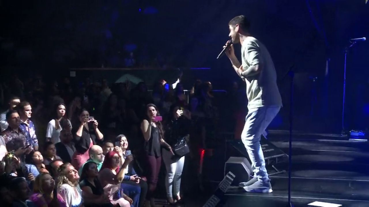 Melendi arrasa en Miami en el concierto con el que empieza su gira