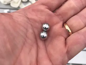 Balines contra Junts per Catalunya Balines contra Junts per Catalunya