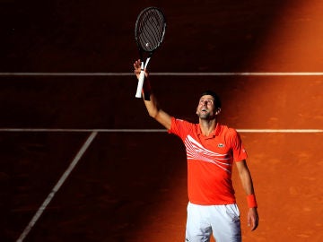 Novak Djokovic celebra su pase a la final del Masters de Madrid