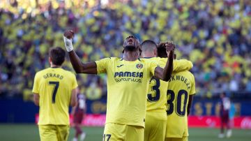 El Villarreal celebra la victoria ante el Eibar