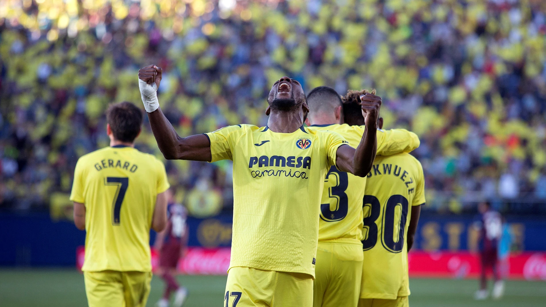 El Villarreal celebra la victoria ante el Eibar El Villarreal celebra la victoria ante el Eibar