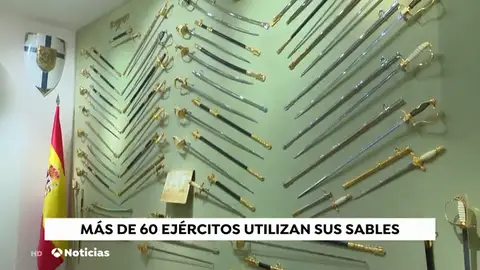 Más de 60 ejércitos de todo el mundo llevan el símbolo de Toledo en sus sables y espadas Más de 60 ejércitos de todo el mundo llevan el símbolo de Toledo en sus sables y espadas