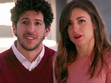 Elisa se sincera: "A todas las madres de mis amigas les gusta Antonio porque su estilo es 'antigüillo'" Elisa se sincera: "A todas las madres de mis amigas les gusta Antonio porque su estilo es 'antigüillo'"