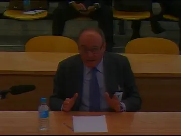 Exgobernador del Banco de España: "los errores del FMI son los más graves ocurridos en su historia con España" Exgobernador del Banco de España: "los errores del FMI son los más graves ocurridos en su historia con España"