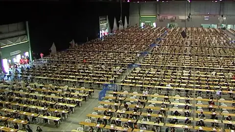 A las oposiciones de enfermero en avión privado A las oposiciones de enfermero en avión privado