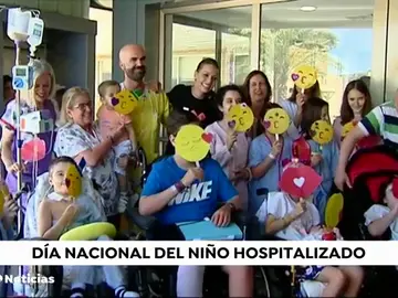 La Fundación Atresmedia organiza un lanzamiento masivo de besos y globos para celebrar el Día del Niño La Fundación Atresmedia organiza un lanzamiento masivo de besos y globos para celebrar el Día del Niño
