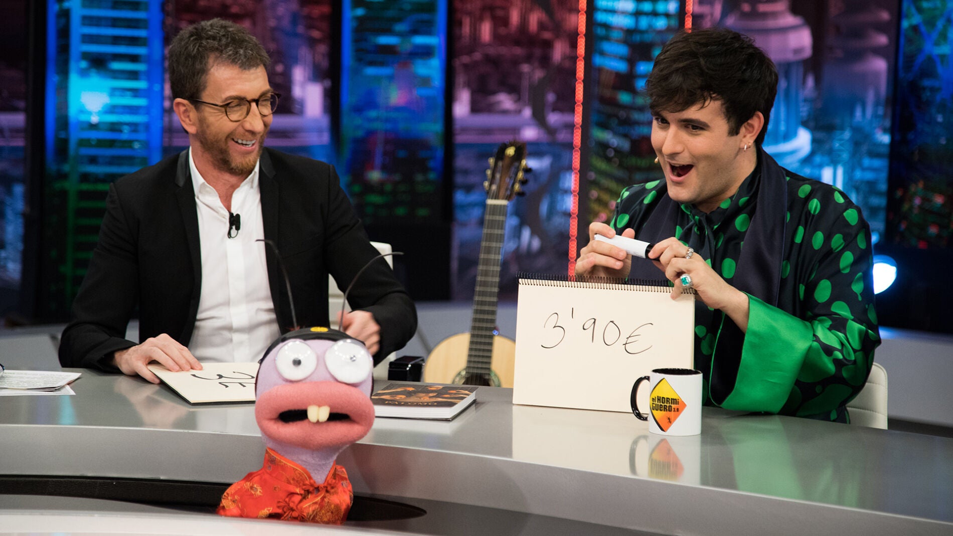 Palomo Spain descubre 'El plecio justo' de Trancas y Barrancas en 'El Hormiguero 3.0'