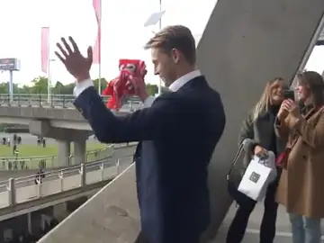 La afición del Ajax despide a de Jong La afición del Ajax despide a de Jong