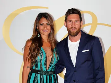 Antonella Roccuzzo y Leo Messi Antonella Roccuzzo y Leo Messi