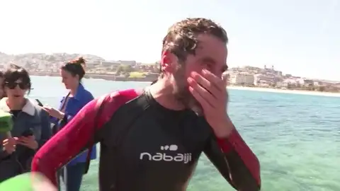 Nadar, bailar, pintarse de amarillo... todo para conseguir votos Nadar, bailar, pintarse de amarillo... todo para conseguir votos