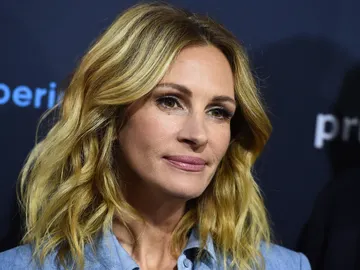 Julia Roberts  Julia Roberts
