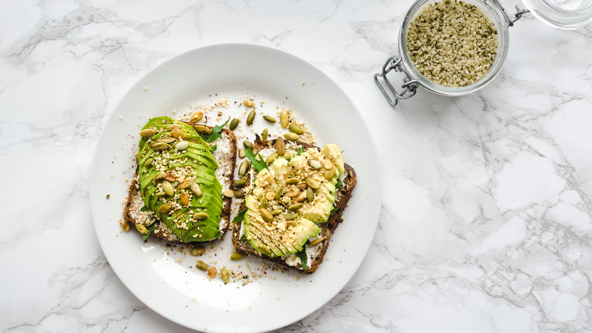 Tostadas de aguacate Tostadas de aguacate