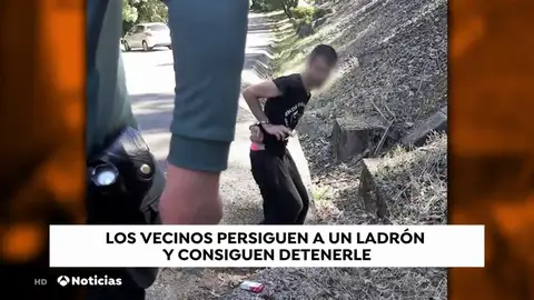 Los vecinos de Catoira logran detener a un ladrón Los vecinos de Catoira logran detener a un ladrón