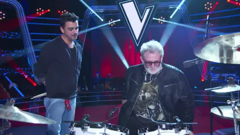 Toni Mateos, el batería de 'La Voz Senior': "Marcelo Gómez tiene un don porque tocar y cantar a la vez es muy difícil" Toni Mateos, el batería de 'La Voz Senior': "Marcelo Gómez tiene un don porque tocar y cantar a la vez es muy difícil"
