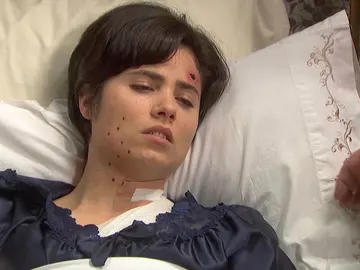 María empieza a recuperar la consciencia María empieza a recuperar la consciencia