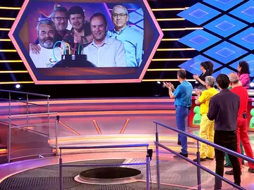 Emotivo homenaje de '¡Boom!' a 'Los Lobos' por su segundo aniversario y largo aplauso en recuerdo a José Pinto Emotivo homenaje de '¡Boom!' a 'Los Lobos' por su segundo aniversario y largo aplauso en recuerdo a José Pinto