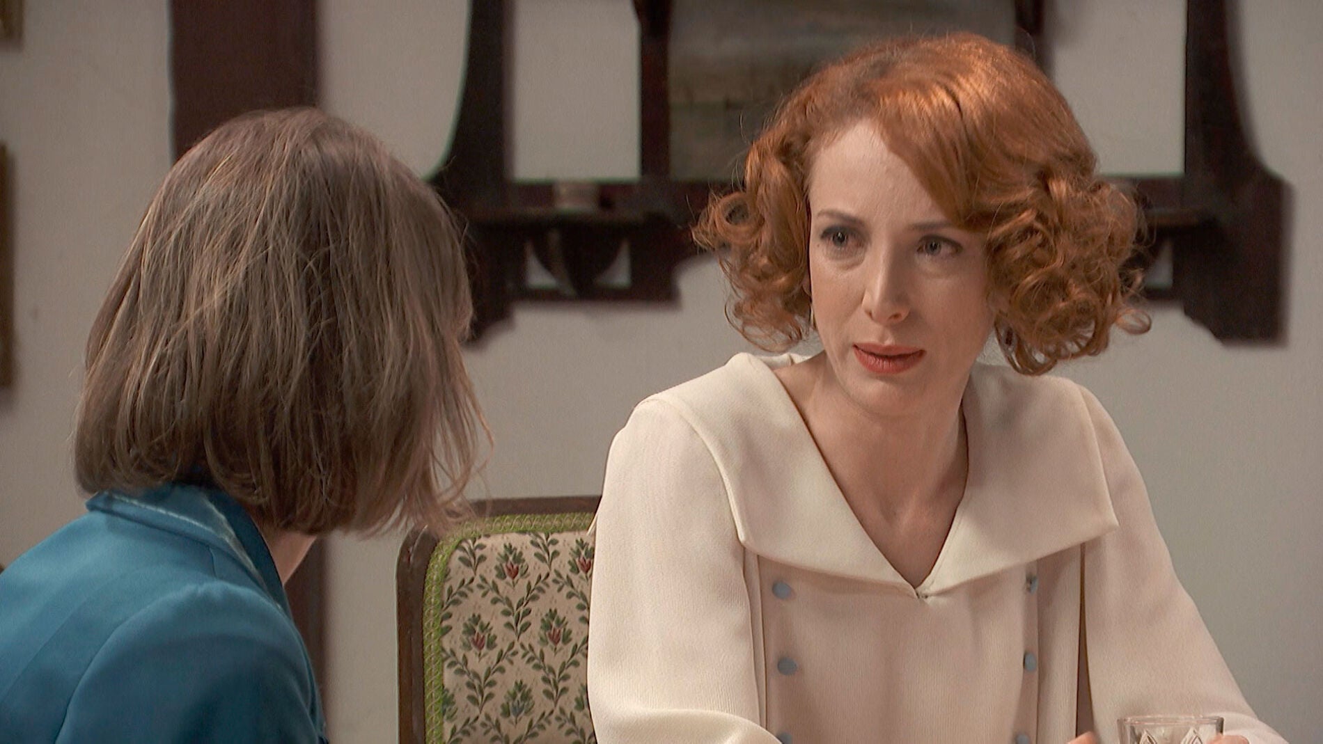  'El secreto de Puente Viejo': Adela comparte sus sospechas sobre Severo con Irene 