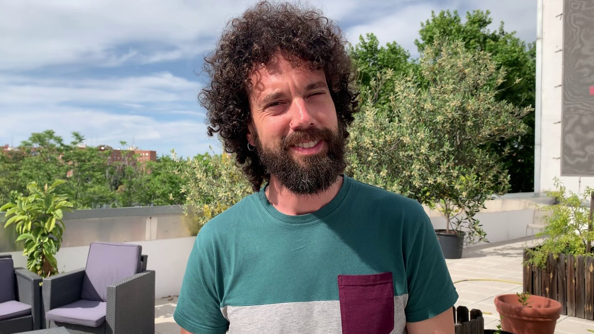 Juan, emocionado con el programa 2.000: "Es un program&oacute;n y encima en Londre"