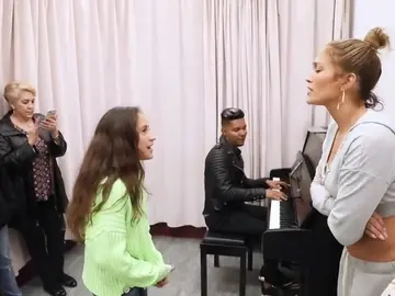 Papá, mamá yo también quiero ser artista Papá, mamá yo también quiero ser artista