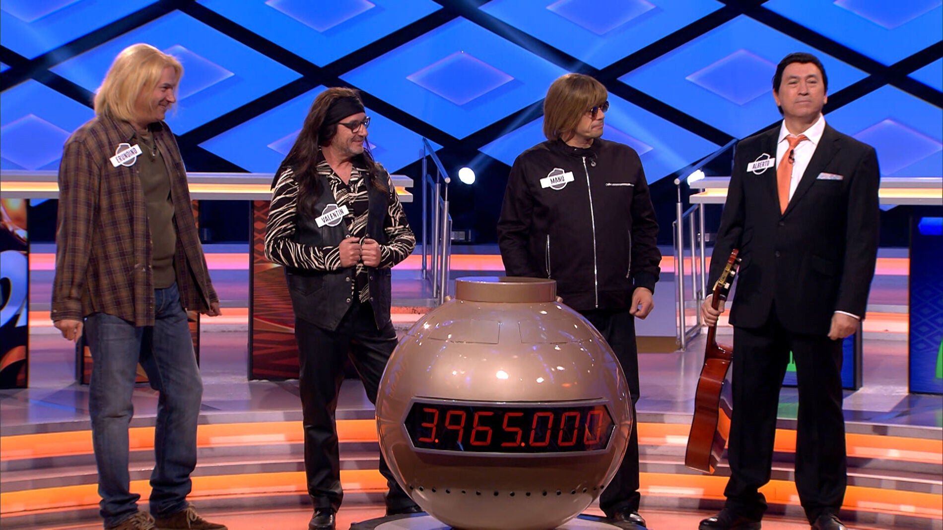 Kurt Cobain, Bunbury, Liam Gallagher, Los del R&iacute;o y las Spice Girls marcan los a&ntilde;os 90 de '&iexcl;Boom!' 