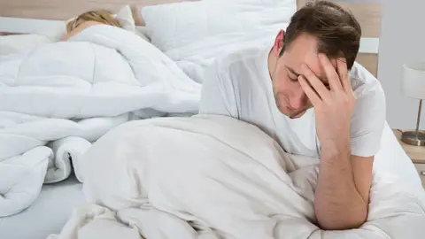 Hombre con cefalea sexual Hombre con cefalea sexual
