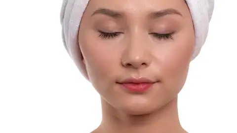 Consigue la piel tersa de una japonesa con este truco Consigue la piel tersa de una japonesa con este truco