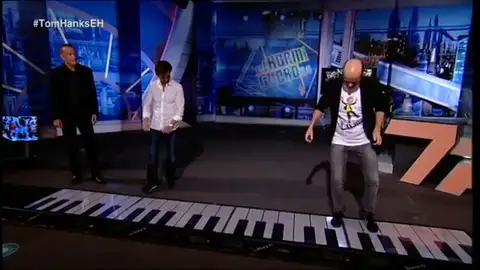 Jandro cumple uno de sus sueños en 'El Hormiguero 3.0': tocar el piano junto a Tom Hanks Jandro cumple uno de sus sueños en 'El Hormiguero 3.0': tocar el piano junto a Tom Hanks