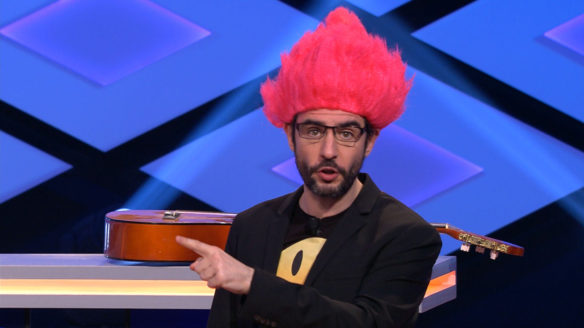 Juanra Bonet se convierte en uno de los trolls de los a&ntilde;os 90 y lo compara con Donald Trump