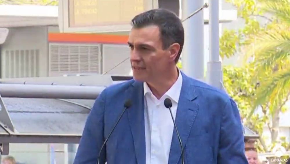 Pedro Sánchez apoya a la candidata socialista a Santa Cruz