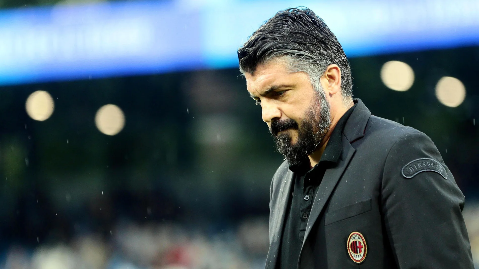 Gattuso, cabizbajo en un partido con el Milan Gattuso, cabizbajo en un partido con el Milan