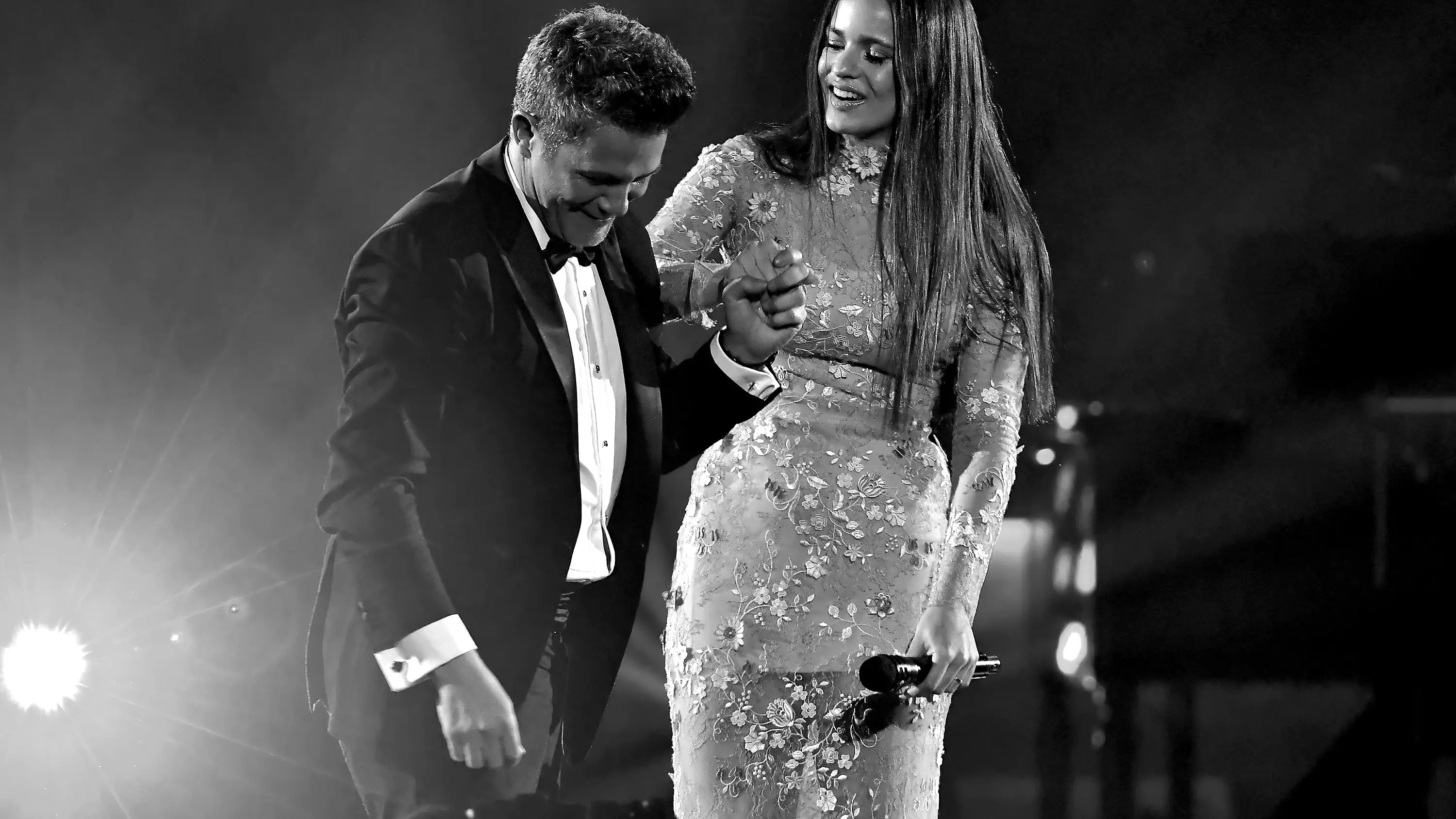 Alejandro Sanz y Rosal&iacute;a en los Latin Grammy 2017