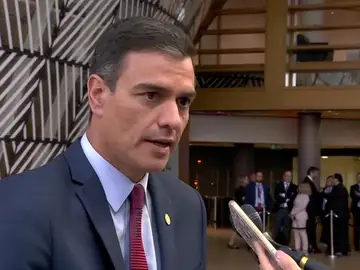 Pedro Sánchez a Rivera: es contradictorio que un liberal pacte con la ultraderecha Pedro Sánchez a Rivera: es contradictorio que un liberal pacte con la ultraderecha