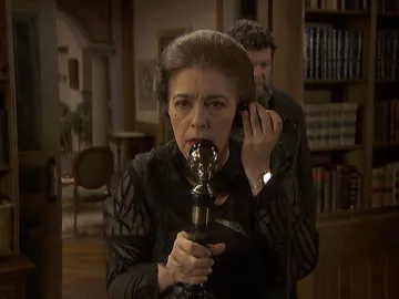Doña Francisca, cerca de descubrir quién puso la bomba Doña Francisca, cerca de descubrir quién puso la bomba