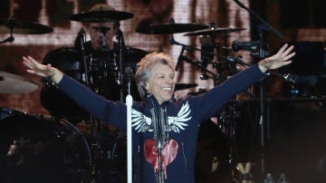 Bon Jovi durante un concierto