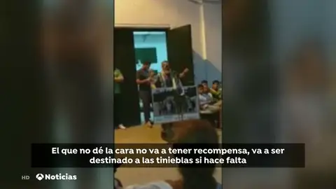 Sánchez Gordillo llama traidores a quienes no le han votado y les amenaza con las "tinieblas" Sánchez Gordillo llama traidores a quienes no le han votado y les amenaza con las "tinieblas"