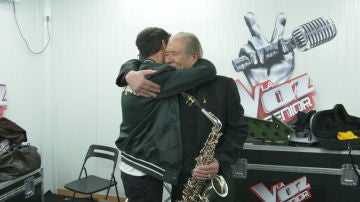Las lágrimas de José María Sepúlveda, vocal coach de &#39;La Voz Senior&#39;, escuchando a Juan Mena