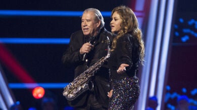 Guerra de canciones entre Antonio Orozco y Paulina Rubio para quedarse con Juan Mena