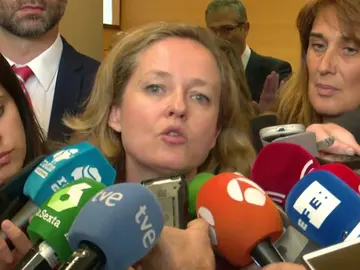 Calviño al Banco de España: "no se puede ahorrar si no se llega a fin de mes" Calviño al Banco de España: "no se puede ahorrar si no se llega a fin de mes"