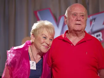 Loli y Juan, la pareja más entrañable de 'La Voz Senior': "Somos el uno para el otro" Loli y Juan, la pareja más entrañable de 'La Voz Senior': "Somos el uno para el otro"