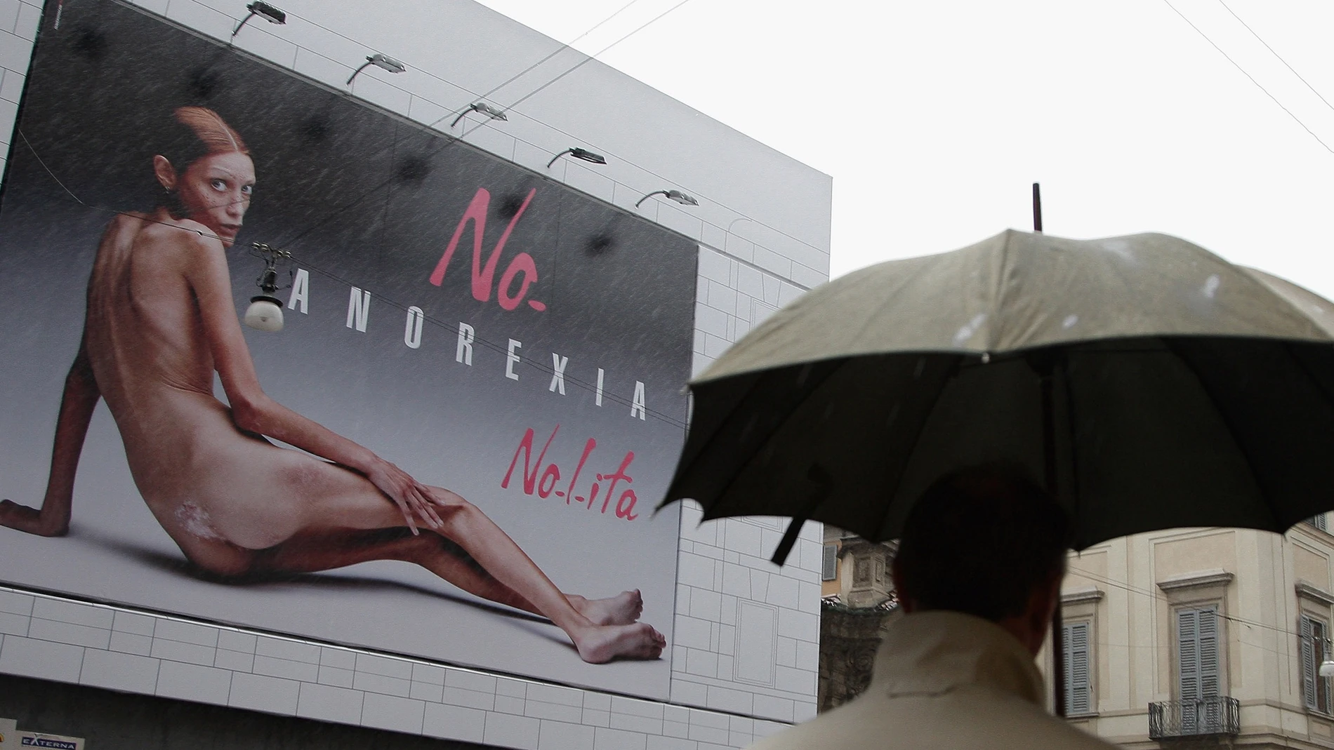 Cartel alertando de la anorexia Cartel alertando de la anorexia