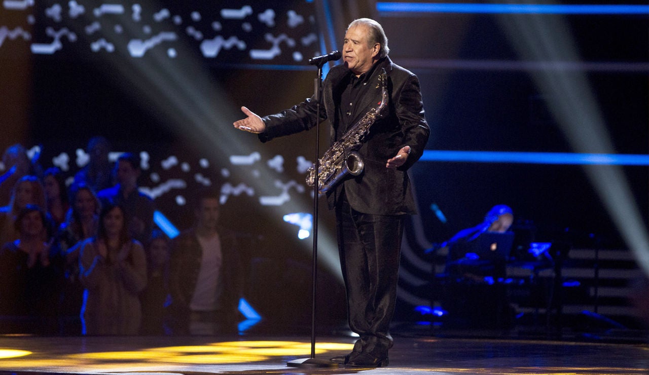 Juan Mena canta ‘Cómo fue’ en las Audiciones a ciegas de ‘La Voz Senior’