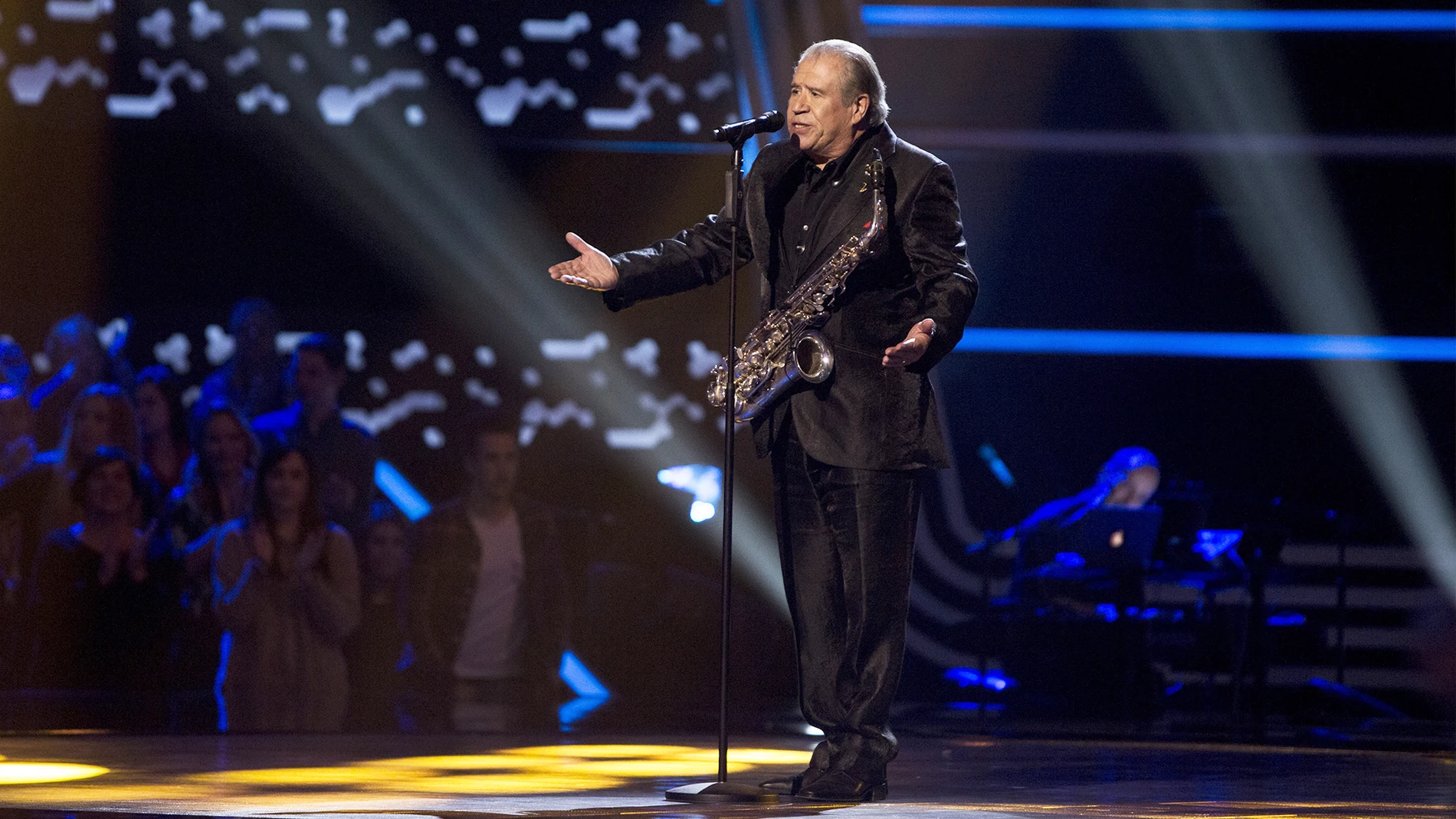 Juan Mena canta ‘Cómo fue’ en las Audiciones a ciegas de ‘La Voz Senior’