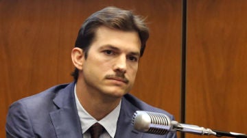 Ashton Kutcher, en el juicio por el asesinato de su exnovia hace 18 años Ashton Kutcher, en el juicio por el asesinato de su exnovia hace 18 años