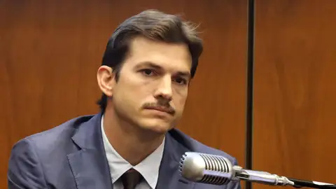 Ashton Kutcher, en el juicio por el asesinato de su exnovia hace 18 años Ashton Kutcher, en el juicio por el asesinato de su exnovia hace 18 años