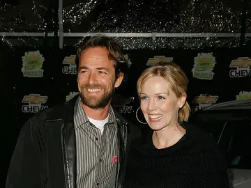 Luke Perry y Jennie Garth Luke Perry y Jennie Garth
